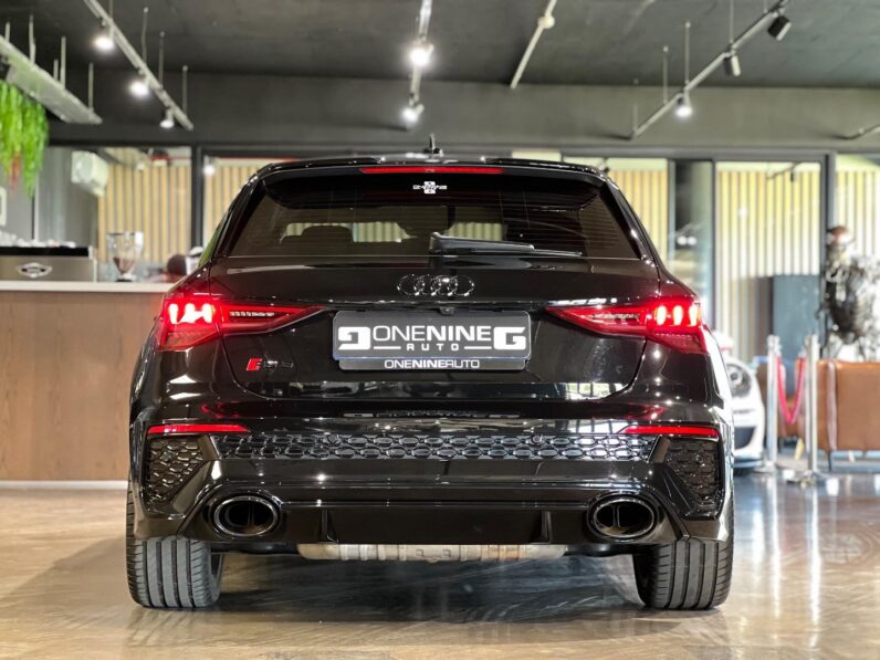 2022 Audi RS3 Sportback Quattro full
