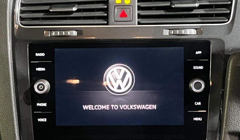 
								2018 Volkswagen Golf 1.4TSI Comfortline full									