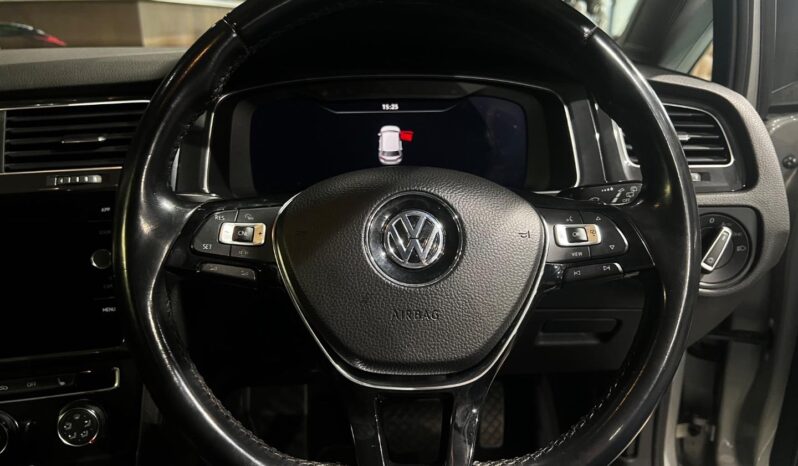 
								2018 Volkswagen Golf 1.4TSI Comfortline full									