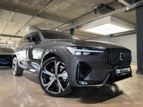 2023 Volvo XC60 B6 AWD Ultimate Dark