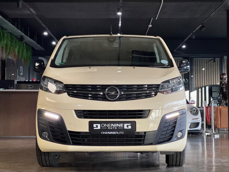 
								2022 Opel Zafira Life 2.0TD Edition full									