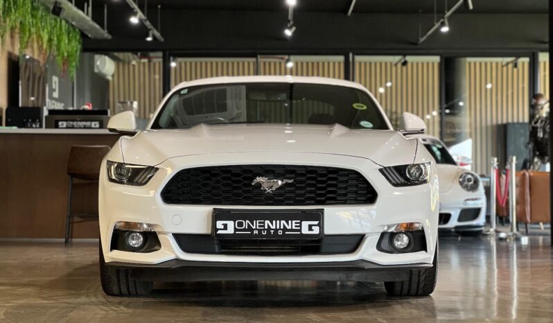
								2018 Ford Mustang 2.3T Fastback full									