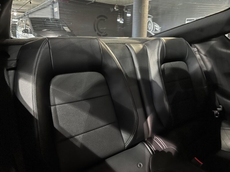 
								2018 Ford Mustang 2.3T Fastback full									