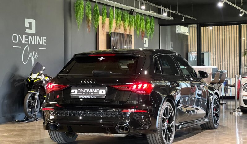 
								2022 Audi RS3 Sportback Quattro full									