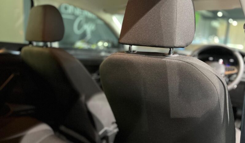 
								2024 Volkswagen Polo Hatch 1.0TSI full									