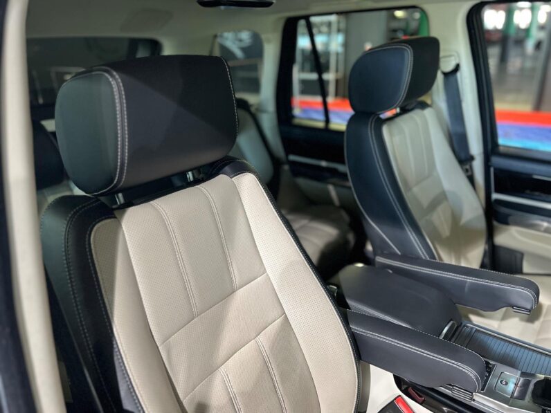 
								2012 Land Rover Range Rover Sport Supercharged full									