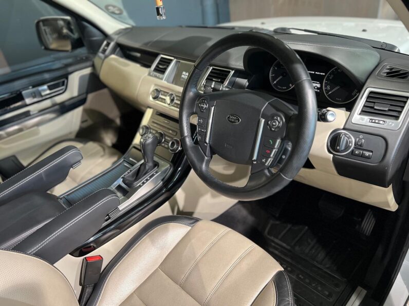 
								2012 Land Rover Range Rover Sport Supercharged full									