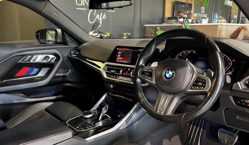 2022 BMW 2 Series 220i Coupe M Sport full