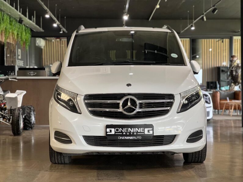 
								2020 Mercedes-Benz V-Class V220d full									