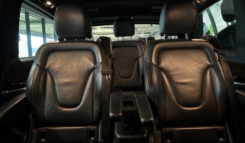 
								2020 Mercedes-Benz V-Class V220d full									