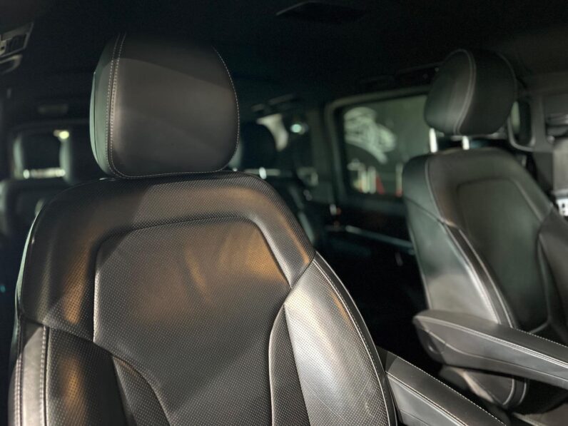 
								2020 Mercedes-Benz V-Class V220d full									