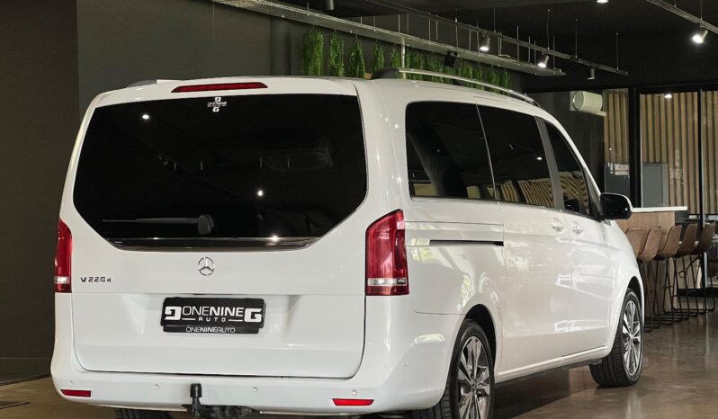 
								2020 Mercedes-Benz V-Class V220d full									