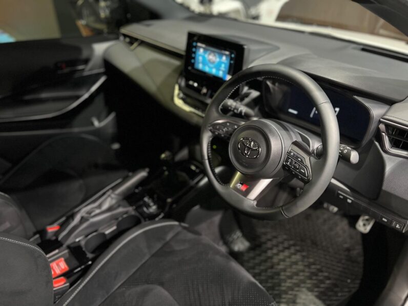 
								2023 Toyota GR Corolla 1.6t Gr-four Circuit full									