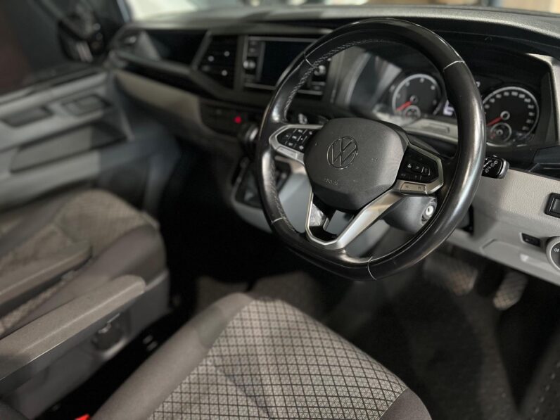 
								2022 Volkswagen Kombi 2.0TDI SWB Trendline Auto full									