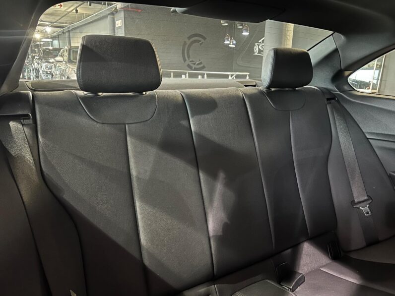 
								2020 BMW 2 Series 220i Coupe Sport Line Shadow Edition full									