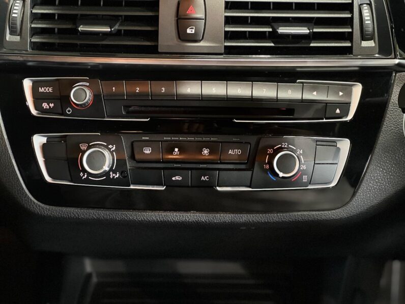 
								2019 BMW 2 Series 220i Coupe M Sport full									