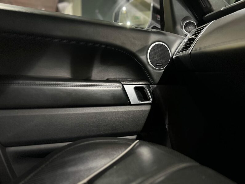 
								2017 Land Rover Range Rover Sport SVR full									