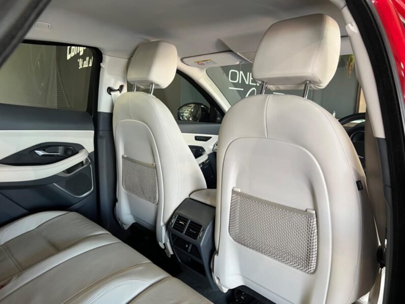 
								2018 Jaguar E-Pace D180 AWD SE full									