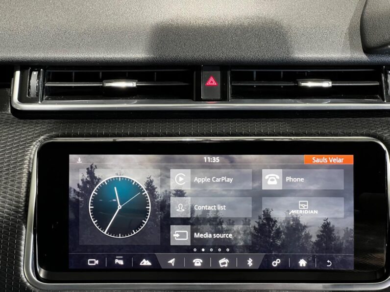 
								2018 Land Rover Range Rover Velar D300 R-Dynamic SE full									