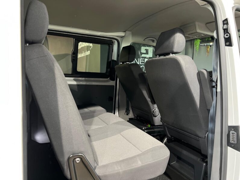 
								2024 Volkswagen Transporter 2.0BiTDI Crew Bus LWB 4Motion Auto full									