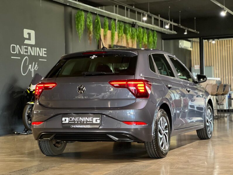 
								2024 Volkswagen Polo Hatch 1.0TSI full									