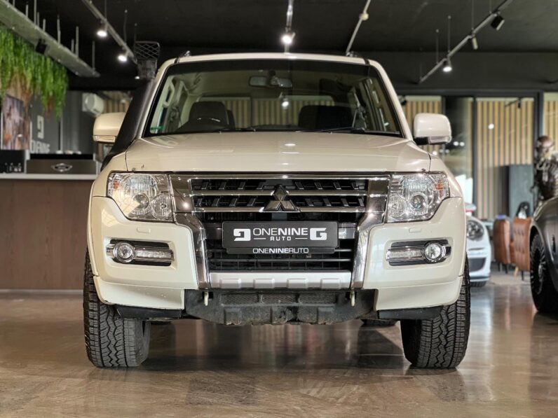 
								2020 Mitsubishi Pajero 3-Door 3.2DI-D GLS full									