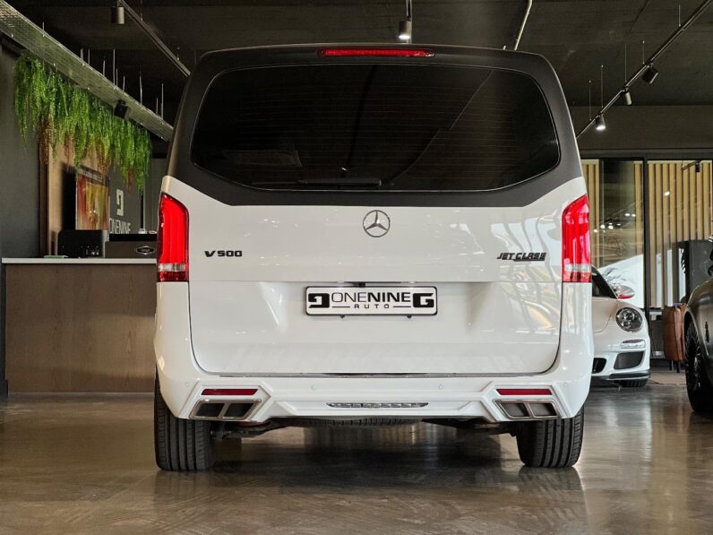 
								2020 Mercedes-Benz V-Class V300d Avantgarde AMG Line full									