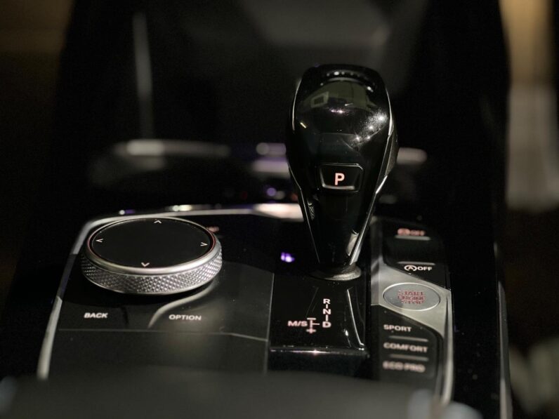 
								2021 BMW 1 Series M135i xDrive full									