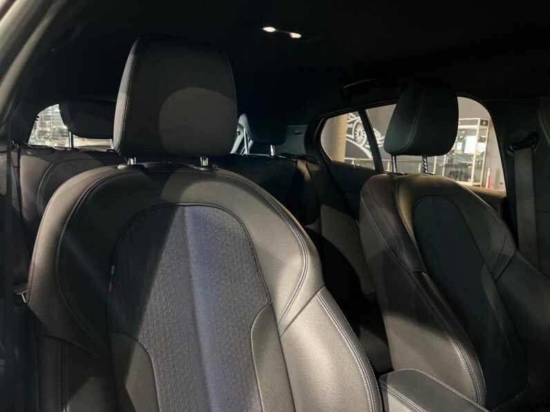 
								2021 BMW 1 Series M135i xDrive full									