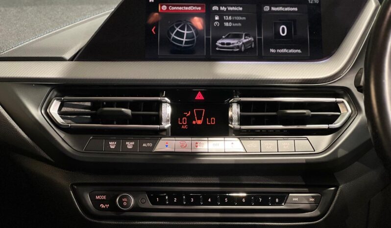 
								2021 BMW 1 Series M135i xDrive full									