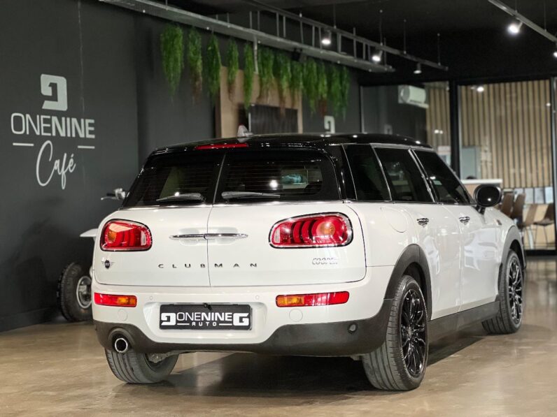 
								2020 MINI Clubman Cooper Clubman full									