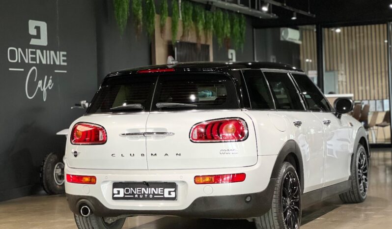 
								2020 MINI Clubman Cooper Clubman full									