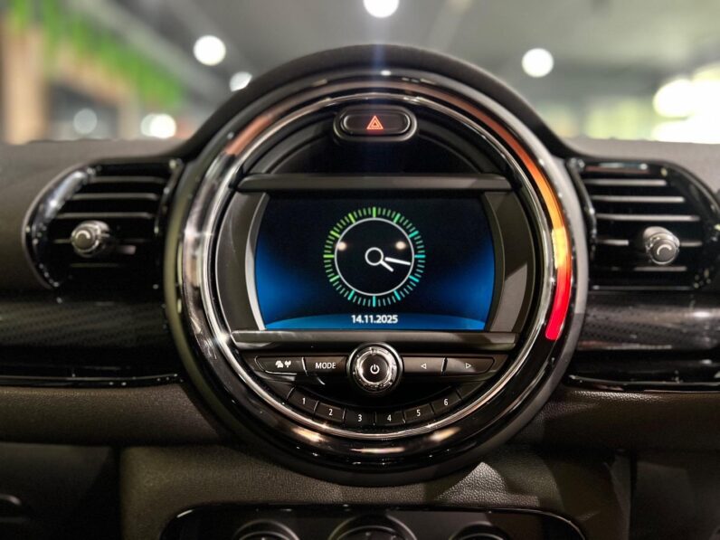 
								2020 MINI Clubman Cooper Clubman full									