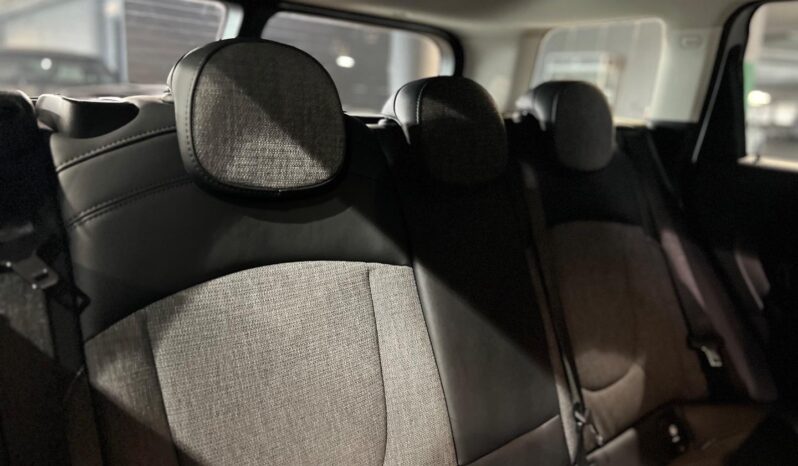 
								2020 MINI Clubman Cooper Clubman full									