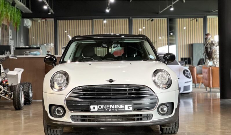 
								2020 MINI Clubman Cooper Clubman full									