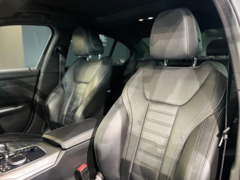 
								2019 BMW 3 Series M340i xDrive M Performance Launch Edition full									