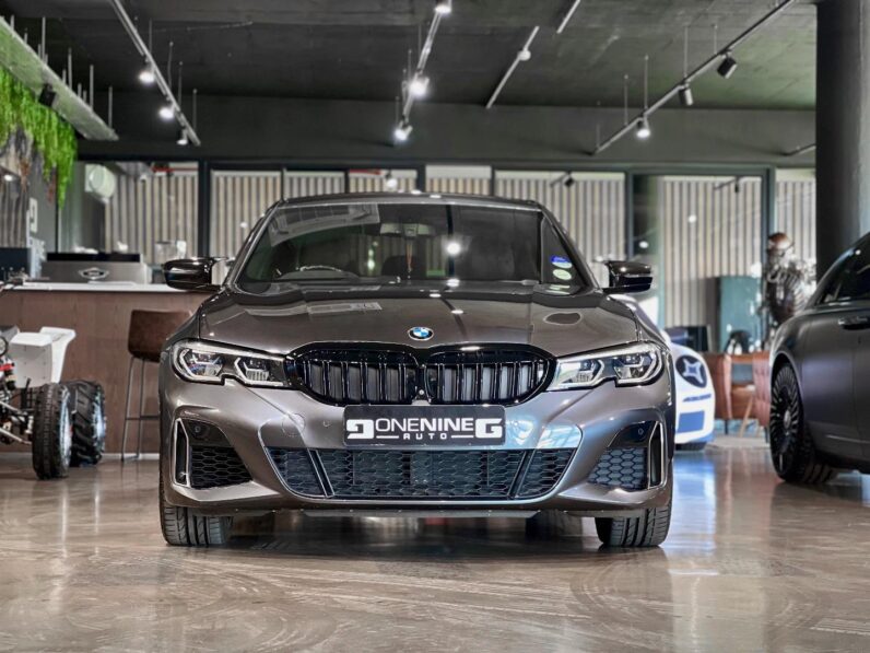 
								2019 BMW 3 Series M340i xDrive M Performance Launch Edition full									