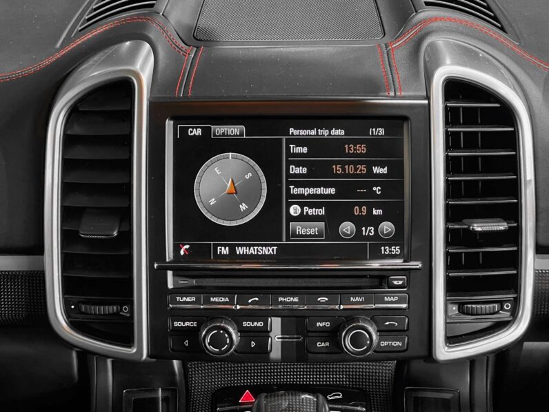 
								2016 Porsche Cayenne GTS full									