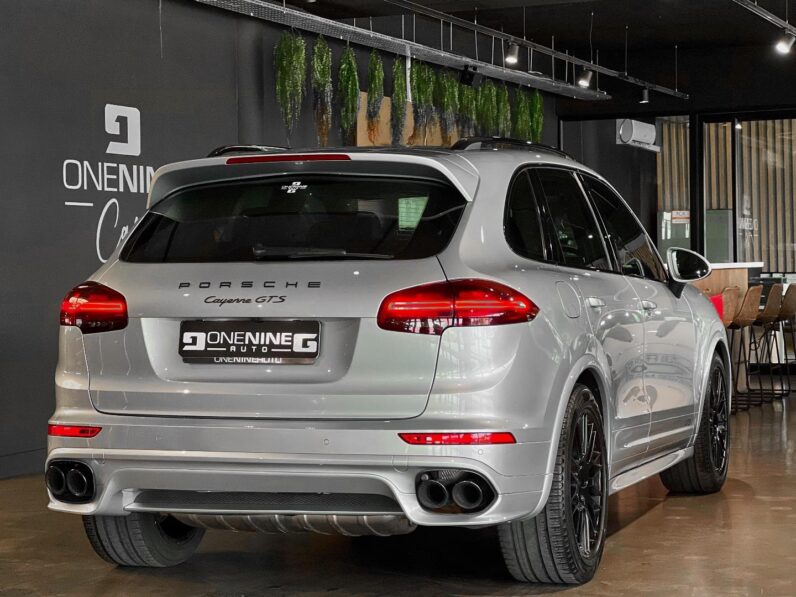 
								2016 Porsche Cayenne GTS full									