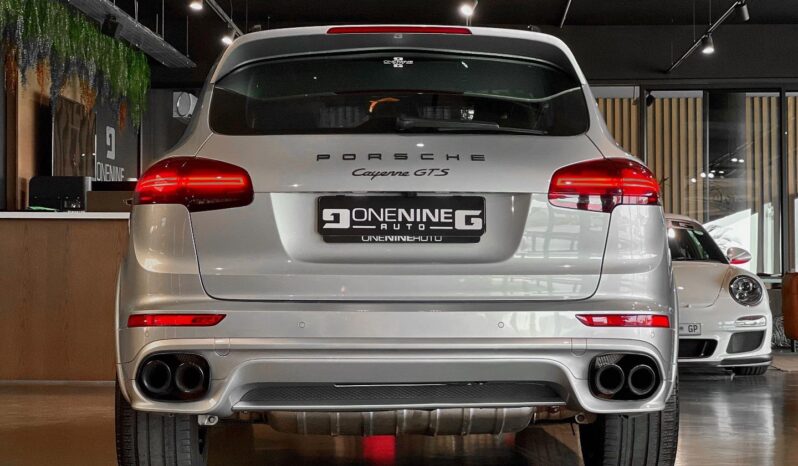 
								2016 Porsche Cayenne GTS full									
