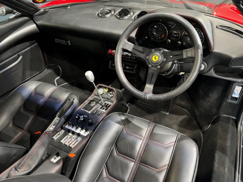 
								1982 Ferrari 308 GTSi full									