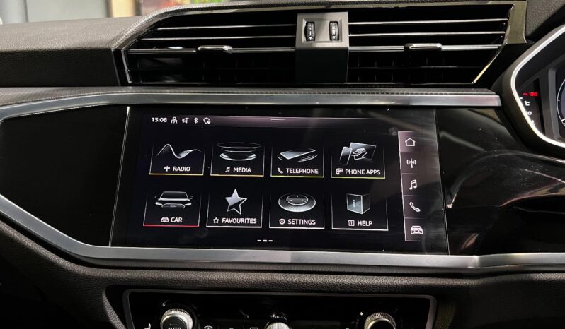 
								2023 Audi Q3 35TFSI full									