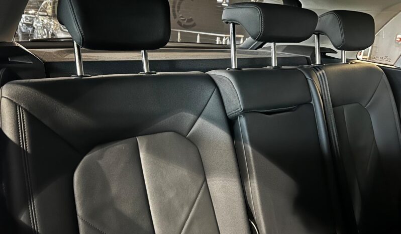 
								2023 Audi Q3 35TFSI full									