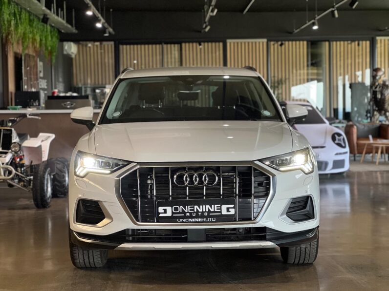 
								2023 Audi Q3 35TFSI full									