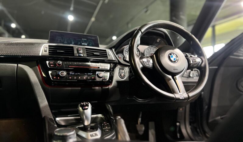 
								2018 BMW M3 Standard Edition full									