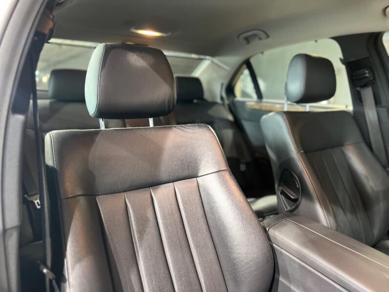 
								2010 Mercedes-Benz E-Class E300 Avantgarde full									