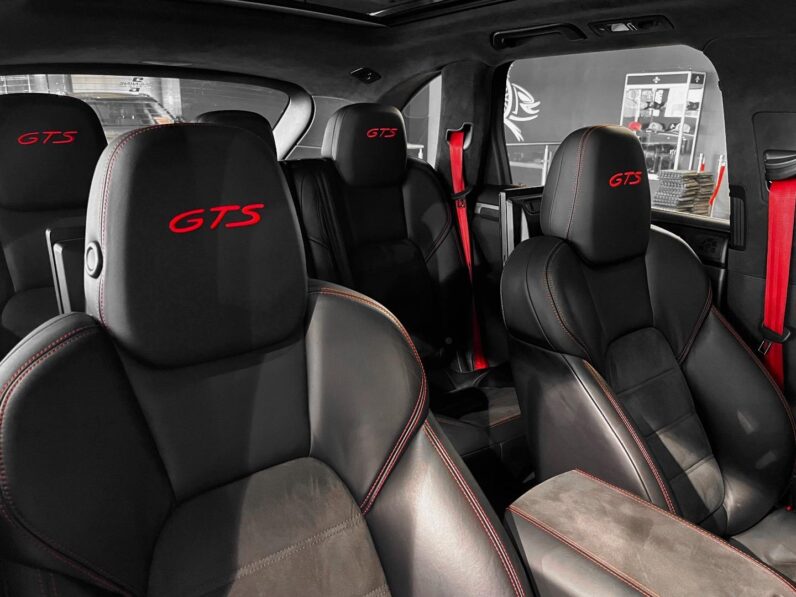 
								2016 Porsche Cayenne GTS full									
