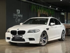 2013 BMW M5 Standard Edition