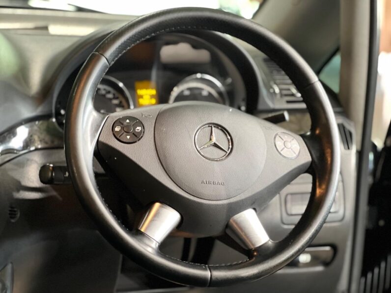 
								2013 Mercedes-Benz Viano CDI 3.0 Avantgarde full									