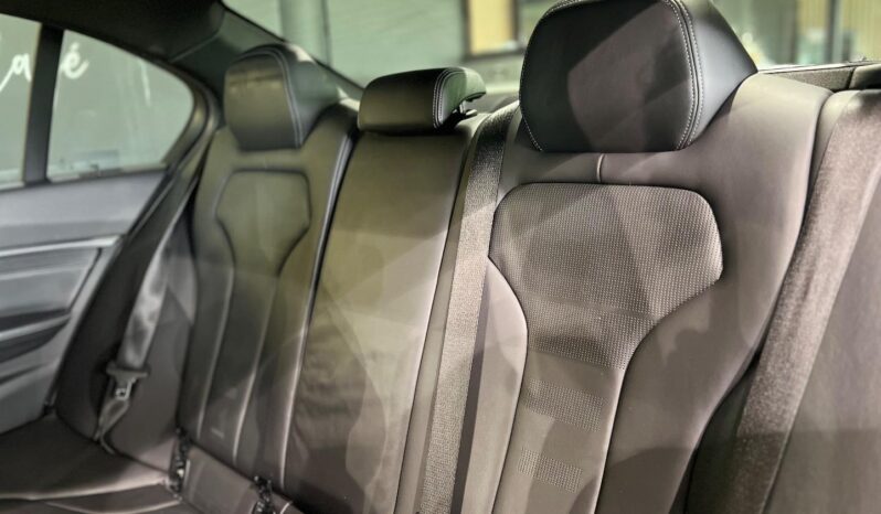 
								2018 BMW M3 Competition full									